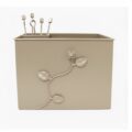 Κάδος-Ξυλοθήκη Ορθογώνια Σχέδιο Λουλούδι Strass Σετ Τζακιού (815) Εκρού